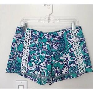 LILLY PULITZER Sz 4 Montaux Short Crochet Appliqué